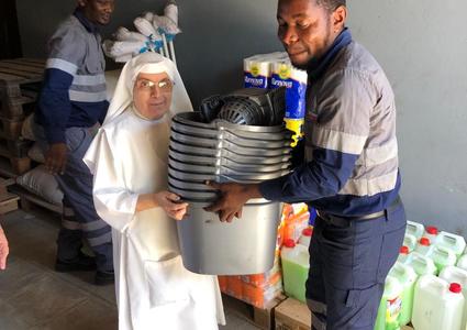 Donations by BV Mozambique to Maternal and child support center