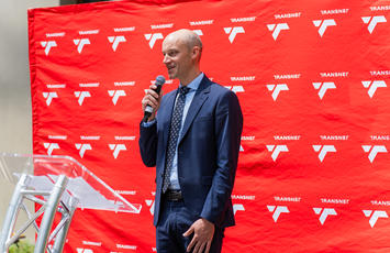 Thilo Speaking